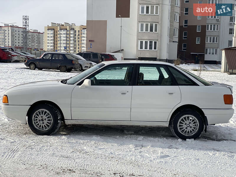 Седан Audi 80 1989 в Виннице