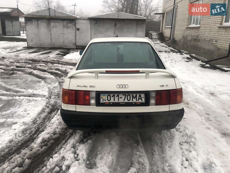 Седан Audi 80 1988 в Смеле фото 3 Седан Audi 80 1988 в Смеле