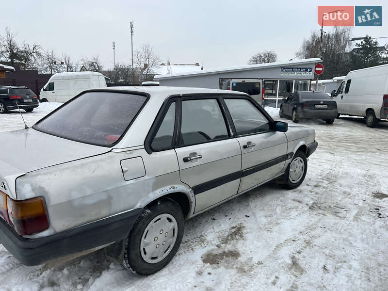 Седан Audi 80 1985 в Городку фото 6 Седан Audi 80 1985 в Городку