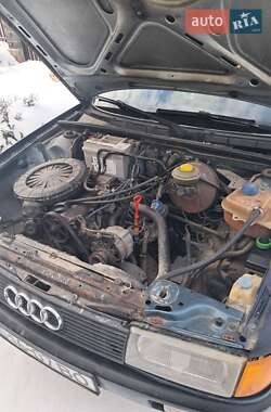 Седан Audi 80 1986 в Рокитном