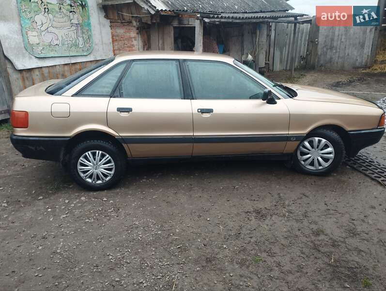 Седан Audi 80 1987 в Володимирі