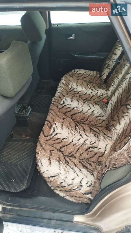 Седан Audi 80 1987 в Володимирі