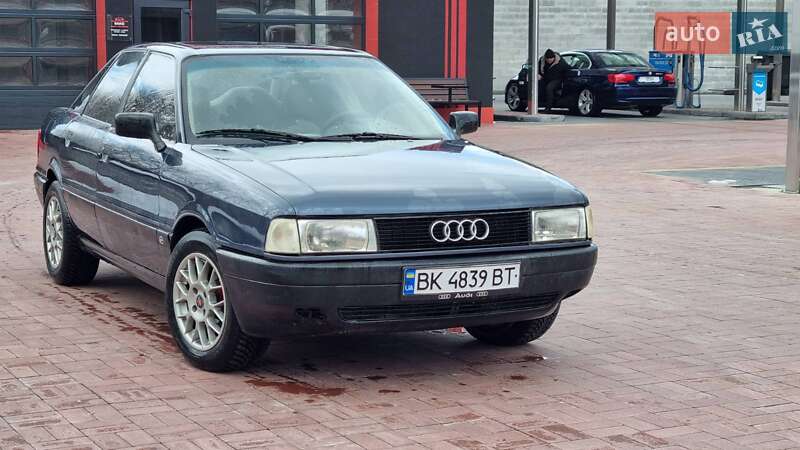 Седан Audi 80 1990 в Ровно