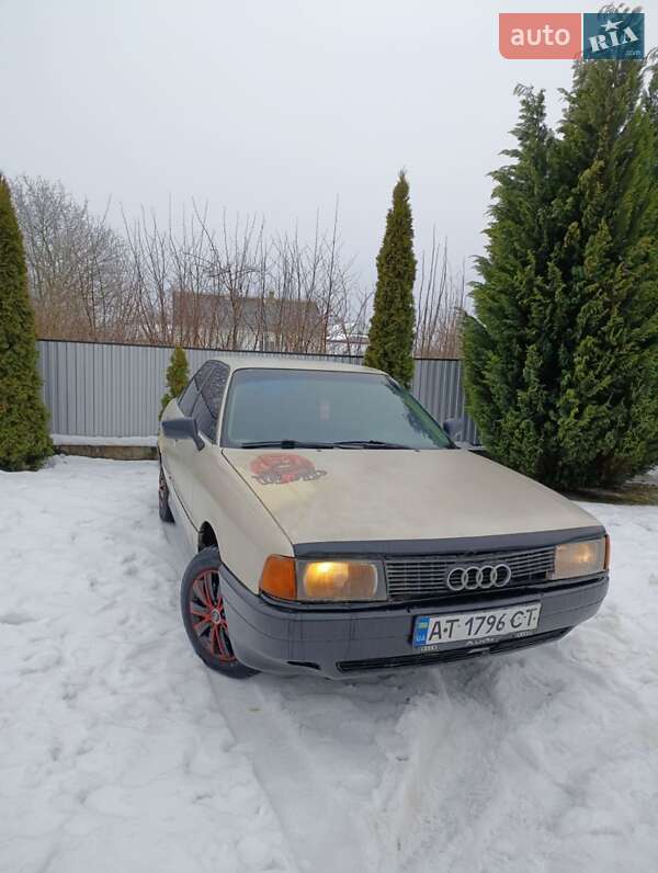 Седан Audi 80 1989 в Чернівцях