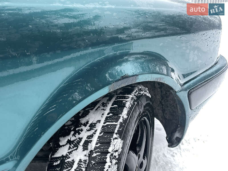 Седан Audi 80 1992 в Глинянах