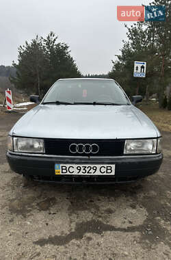 Седан Audi 80 1989 в Хырове