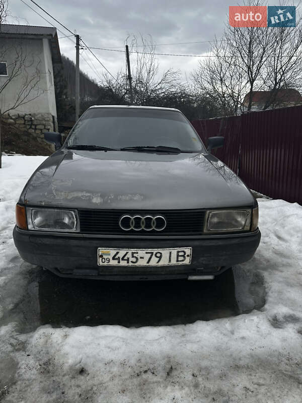 Седан Audi 80 1988 в Надвірній