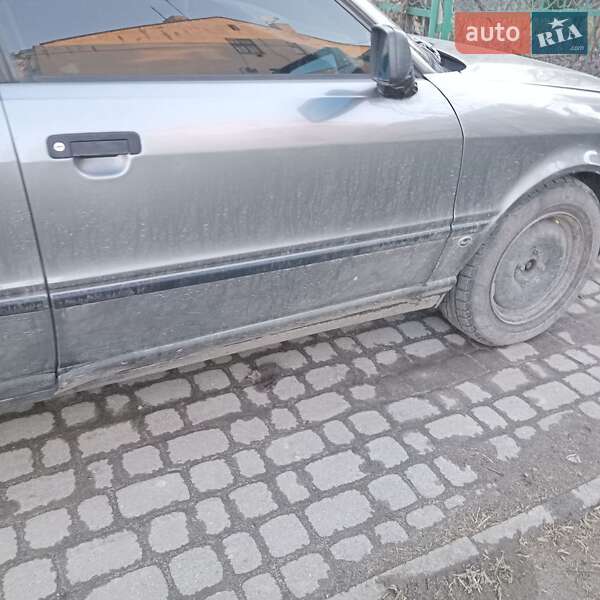 Седан Audi 80 1994 в Жовкве