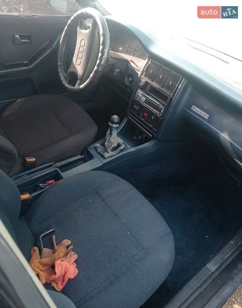 Седан Audi 80 1989 в Чопі