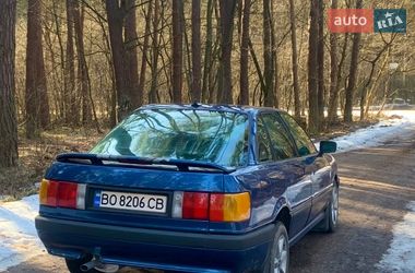 Седан Audi 80 1988 в Кременце