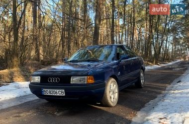 Седан Audi 80 1988 в Кременце