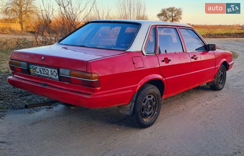 Седан Audi 80 1981 в Ратному