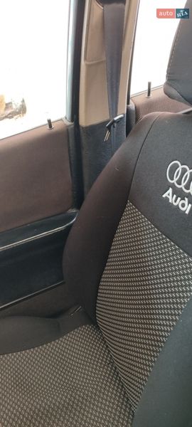 Седан Audi 80 1989 в Буске