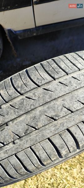 Седан Audi 80 1989 в Буске