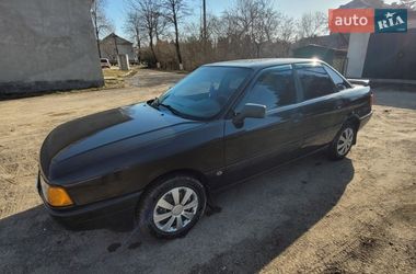 Седан Audi 80 1991 в Рогатине