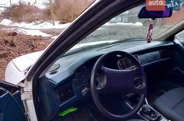 Седан Audi 80 1988 в Глухове