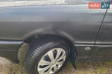 Седан Audi 80 1991 в Рогатине