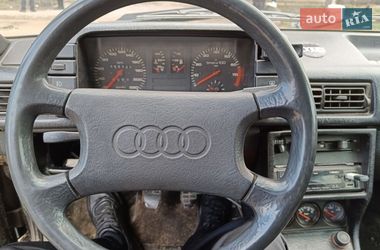 Седан Audi 80 1985 в Зміїві