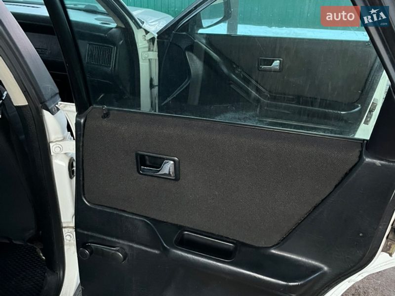 Седан Audi 80 1991 в Володимирі
