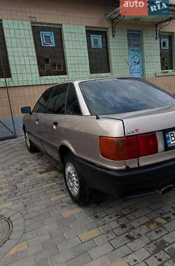 Седан Audi 80 1988 в Голованевске