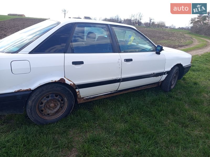 Седан Audi 80 1988 в Тульчине