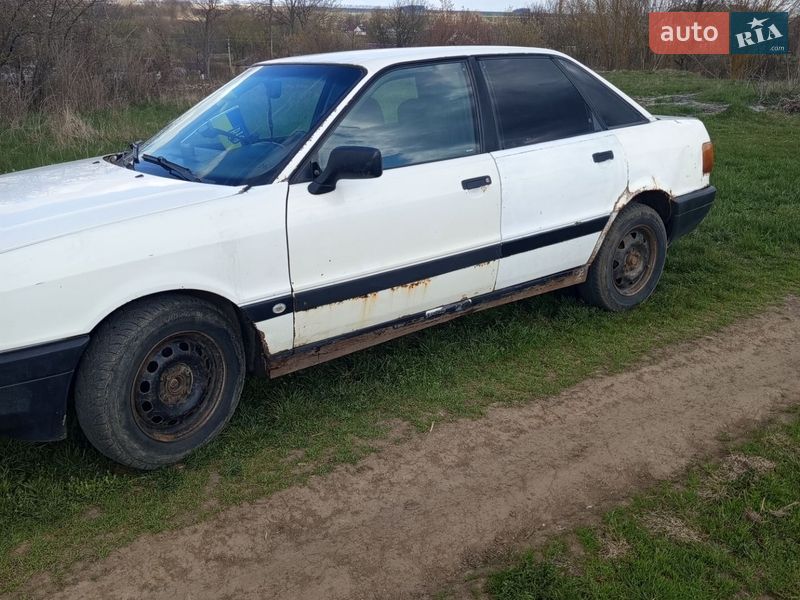 Седан Audi 80 1988 в Тульчине