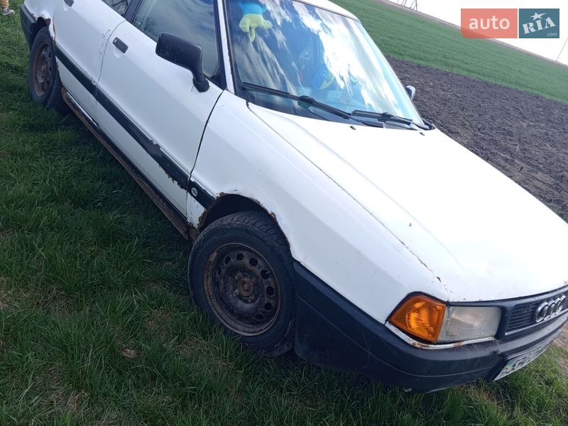 Седан Audi 80 1988 в Тульчине