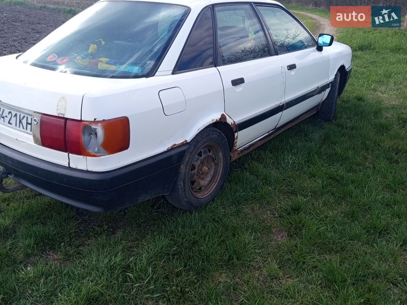 Седан Audi 80 1988 в Тульчине