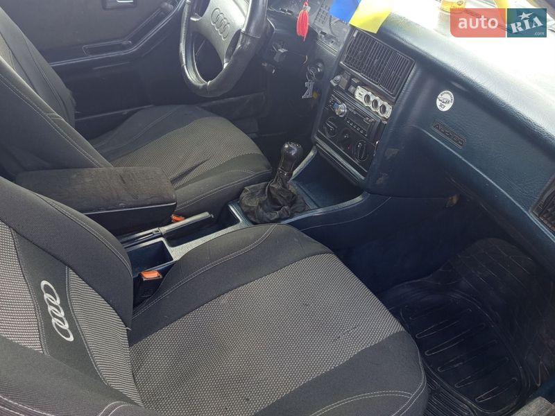Седан Audi 80 1988 в Тульчине