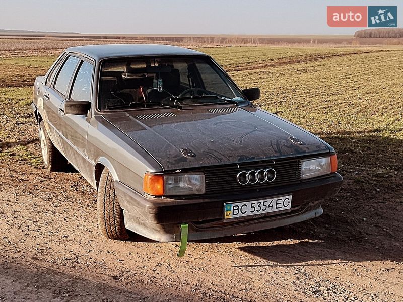 Седан Audi 80 1986 в Скале-Подольской
