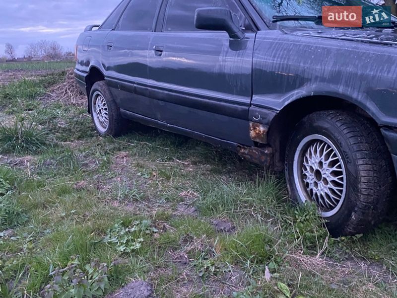 Седан Audi 80 1987 в Ровно