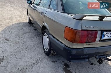 Седан Audi 80 1989 в Городке