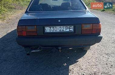 Седан Audi 80 1985 в Виноградові