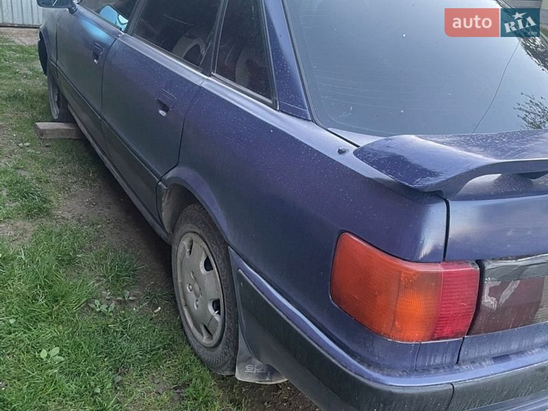 Седан Audi 80 1988 в Рогатині