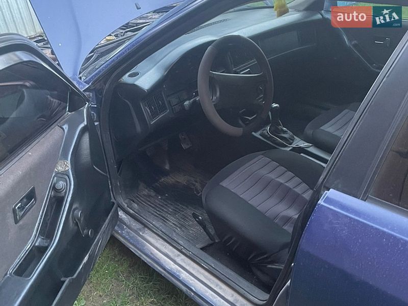 Седан Audi 80 1988 в Рогатині