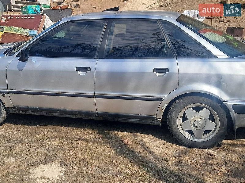 Седан Audi 80 1994 в Василькове