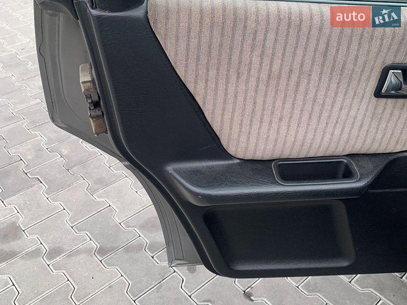Седан Audi 80 1990 в Чернівцях