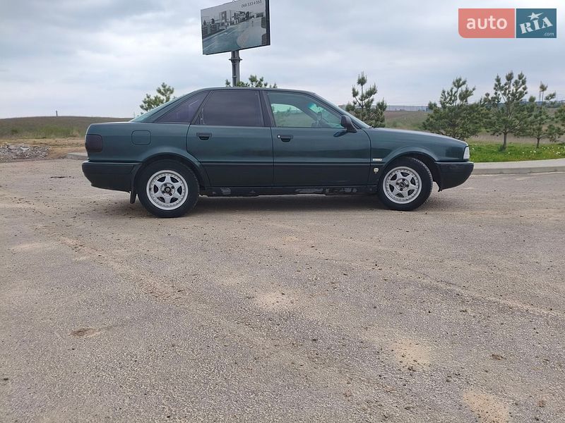 Седан Audi 80 1993 в Рівному