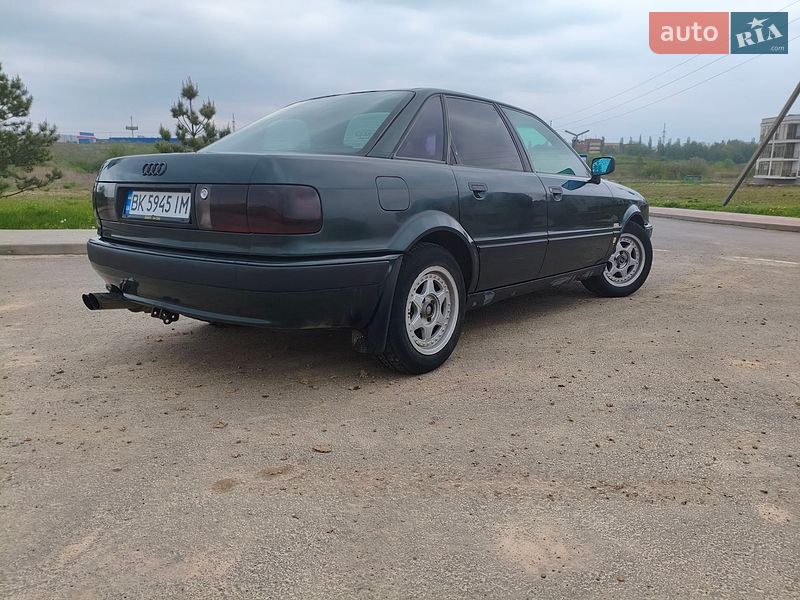 Седан Audi 80 1993 в Рівному
