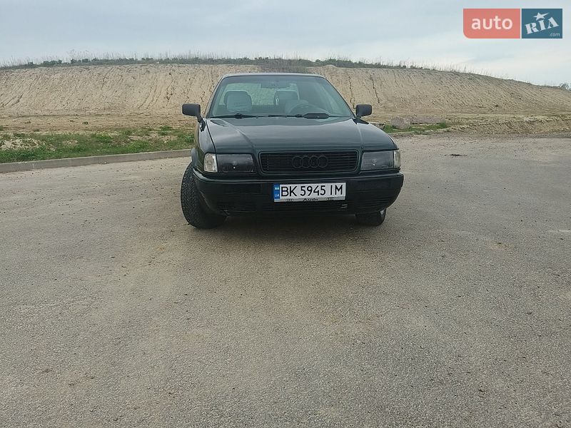 Седан Audi 80 1993 в Ровно