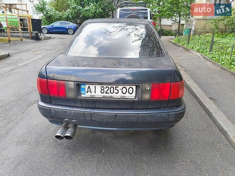 Седан Audi 80 1993 в Киеве