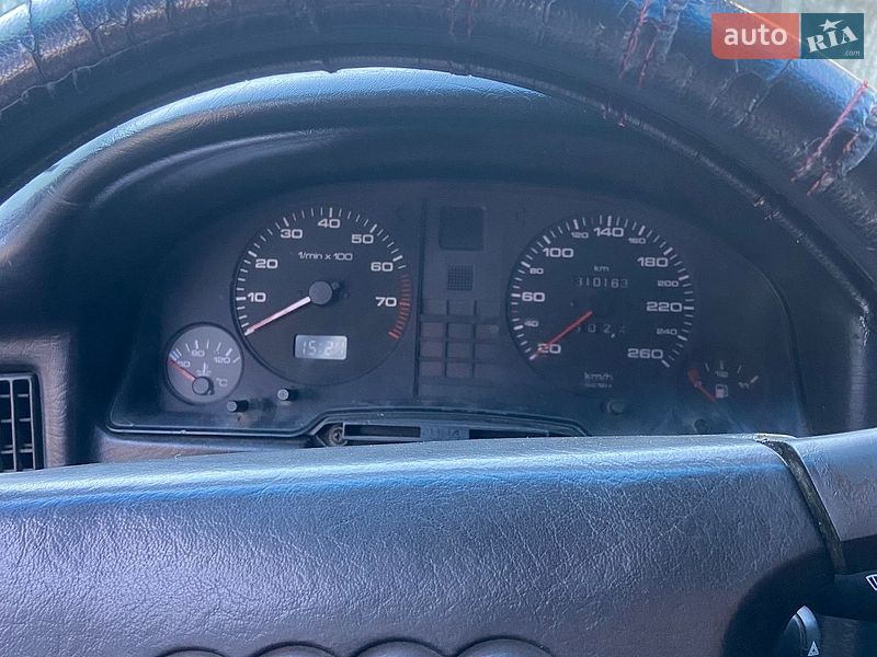 Седан Audi 80 1991 в Ужгороде