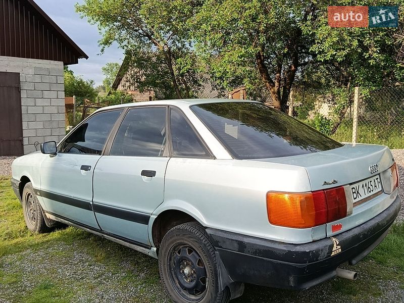 Седан Audi 80 1987 в Томашгороде