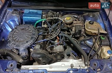 Седан Audi 80 1990 в Нововолинську