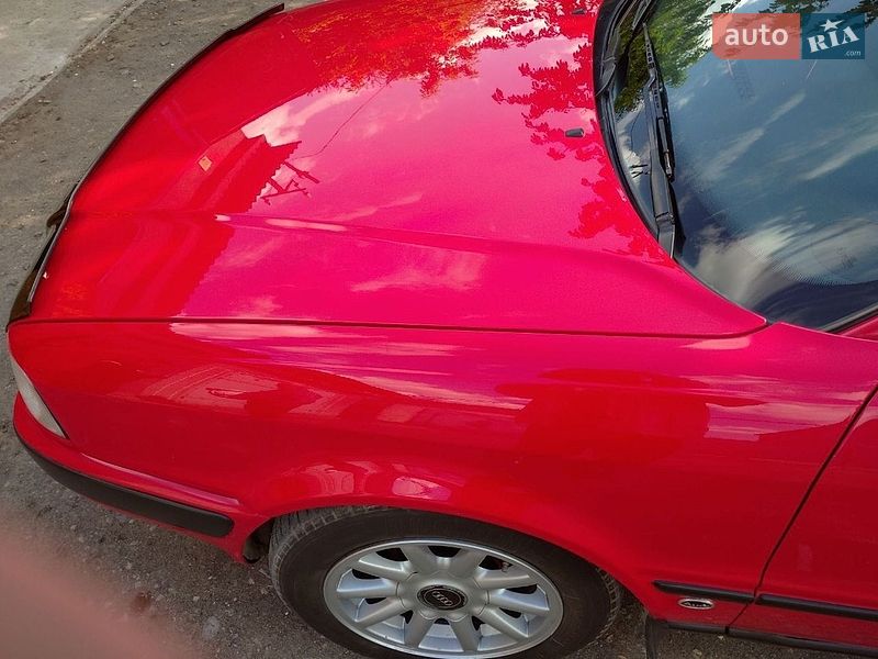 Седан Audi 80 1994 в Борщеві
