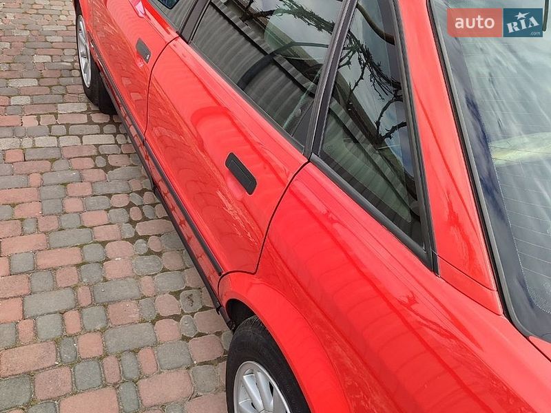 Седан Audi 80 1994 в Борщеві