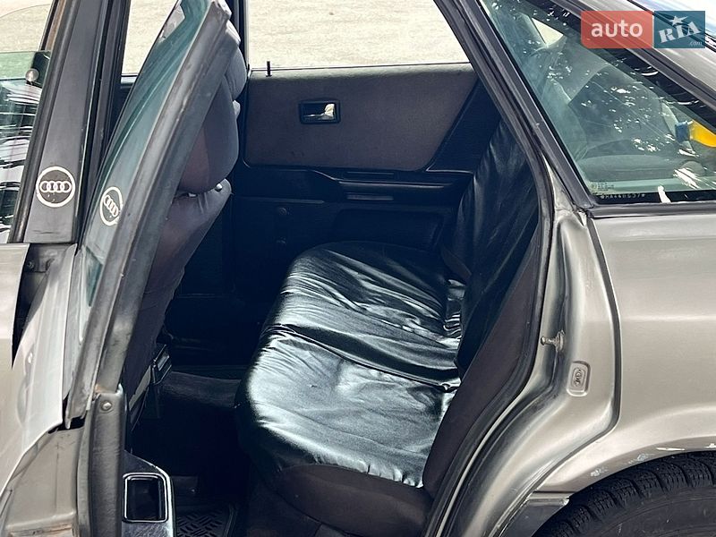 Седан Audi 80 1991 в Рівному