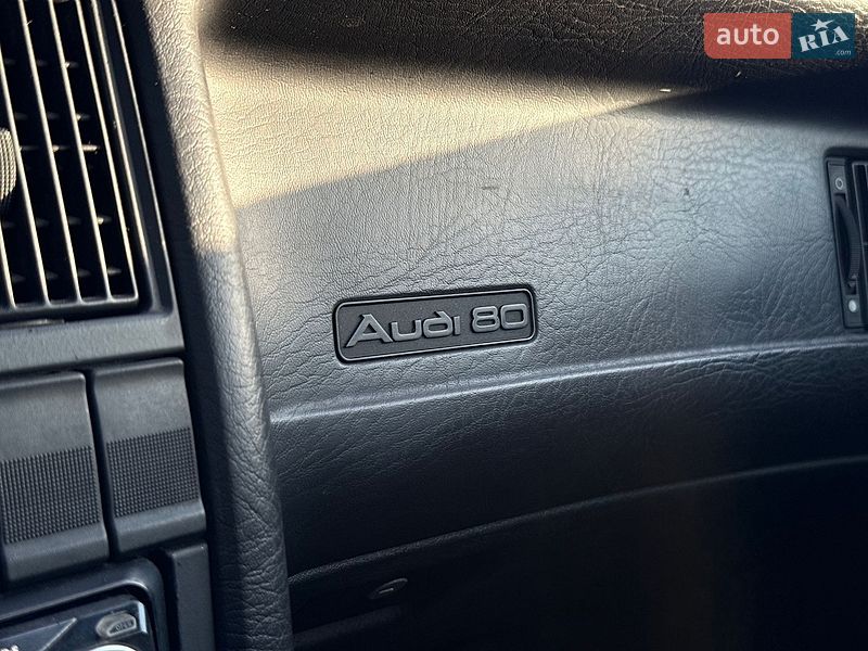 Седан Audi 80 1992 в Києві