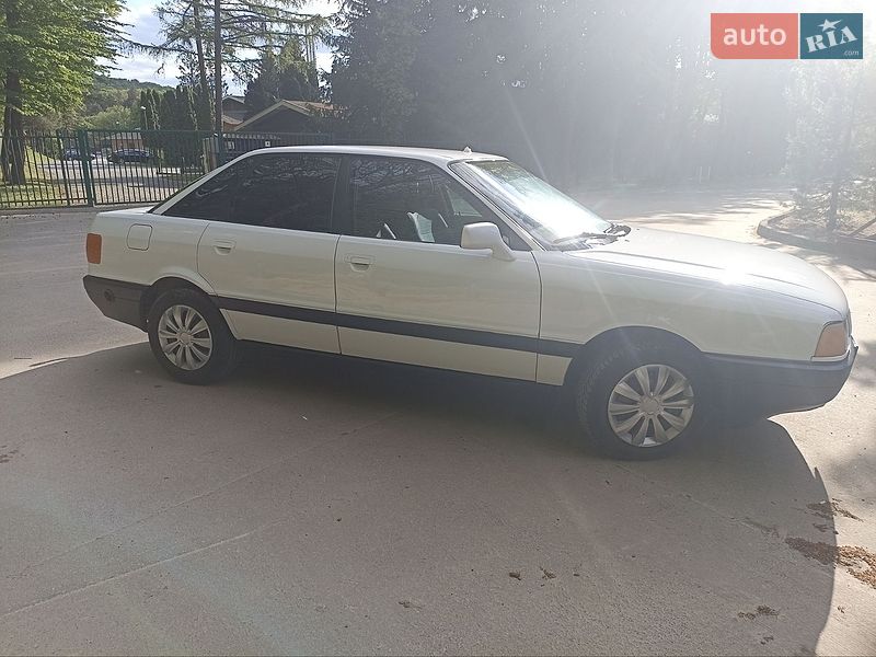 Седан Audi 80 1989 в Львове