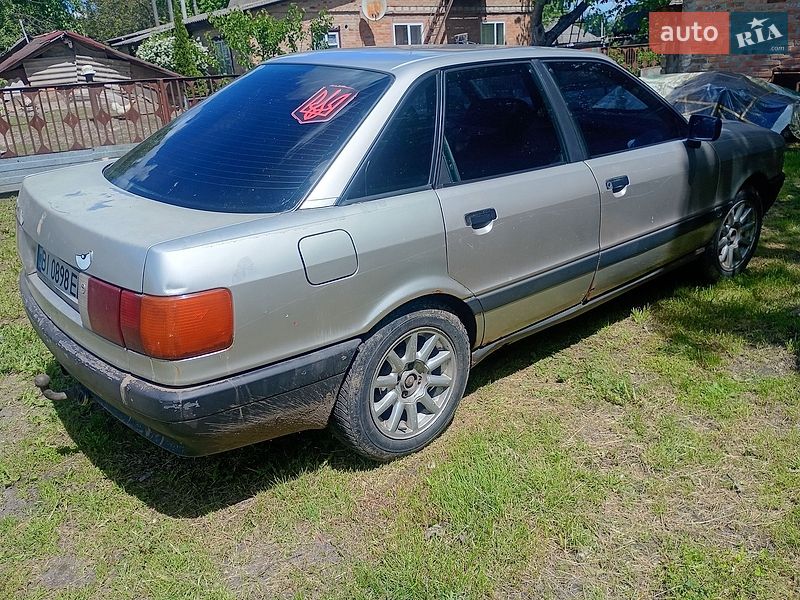 Седан Audi 80 1986 в Пирятині фото 2 Седан Audi 80 1986 в Пирятині